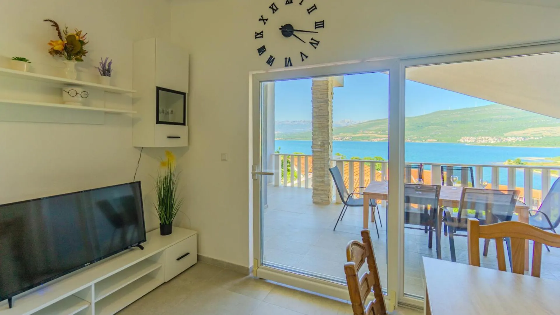 Panoramic Forest Retreat With Pool And Seaview Donji Karin アパート