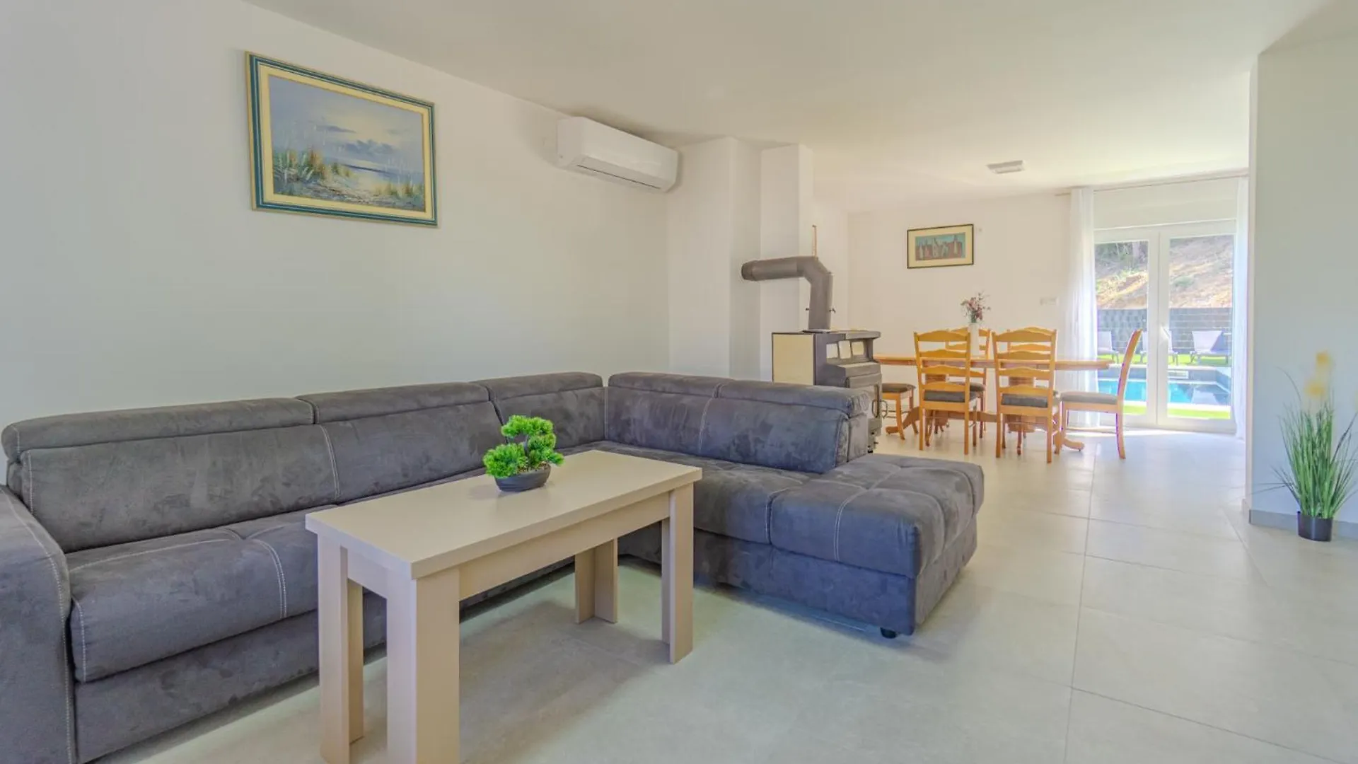 Panoramic Forest Retreat With Pool And Seaview Donji Karin 0*,  クロアチア